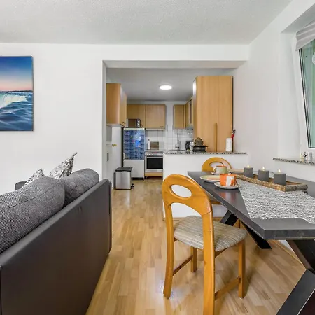 Halde Hoheward Apartman *